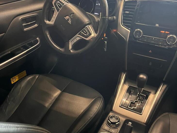 galeria L200 TRITON HPE 2.4 4X4