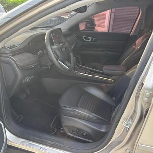 Jeep COMMANDER 1.3 T270 TURBO FLEX LIMITED AT6