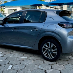 Peugeot 208 1.6 16V FLEX GRIFFE AT6