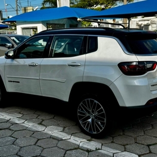 Jeep COMPASS 2.0 TD350 TURBO DIESEL LIMITED AT9