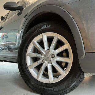 Audi Q3 1.4 TFSI Attraction S Tronic (Flex)