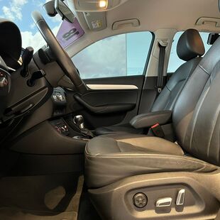 Audi Q3 1.4 TFSI Attraction S Tronic (Flex)