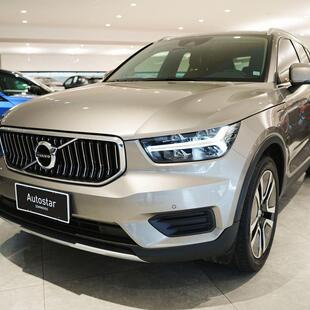 Volvo XC40 Momentum 1.5 T5 Hybrid AWD (Aut)