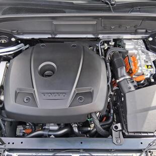 Volvo XC60 2.0 T8 RECHARGE ULTRA AWD GEARTRONIC