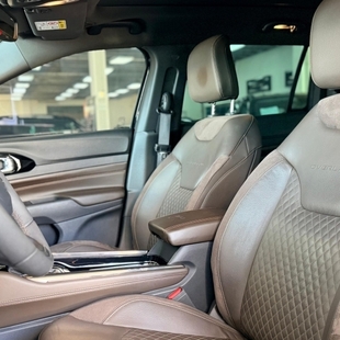 Jeep COMMANDER 1.3 T270 TURBO FLEX OVERLAND AT6