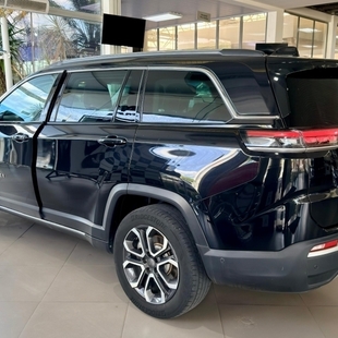 Jeep COMMANDER 1.3 T270 TURBO FLEX LIMITED AT6