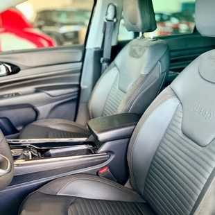 Jeep COMMANDER 1.3 T270 TURBO FLEX LIMITED AT6