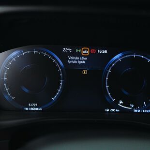 Volvo XC40 2.0 T4 Momentum FWD