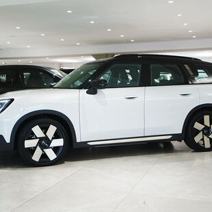 Mini Cooper Countryman SE ALL4 Top