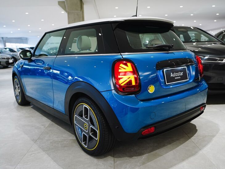 galeria Cooper Countryman