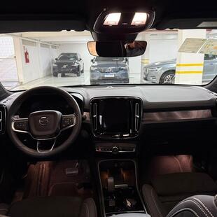 Volvo C40 P8 RECHARGE TWIN ELECTRIC ULTIMATE AWD