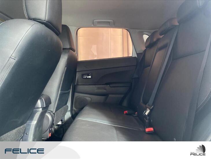 galeria OUTLANDER SPORT