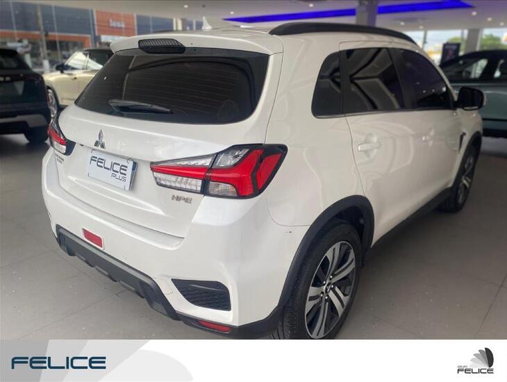 galeria OUTLANDER SPORT