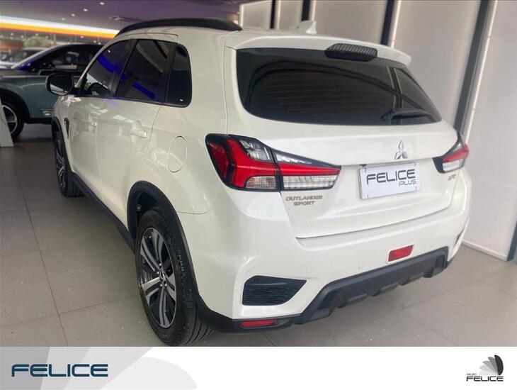 galeria OUTLANDER SPORT