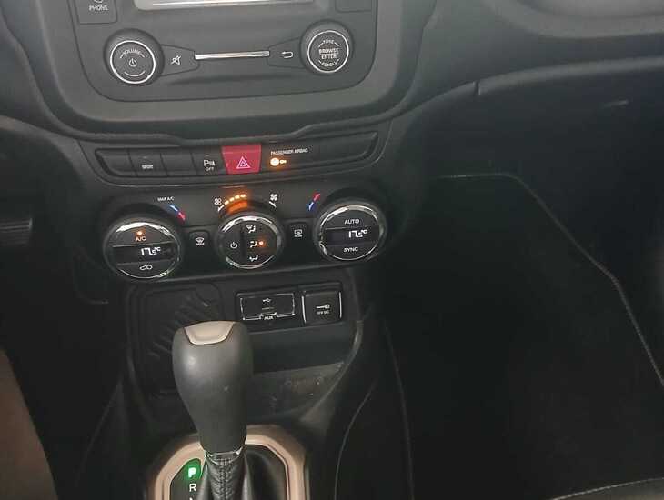 galeria RENEGADE LONGITUDE AT