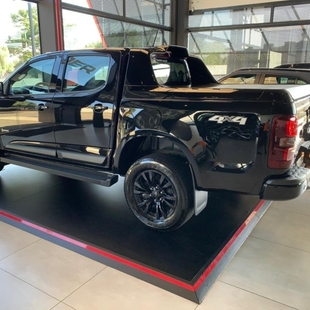 Chevrolet S10 2.8 16V TURBO DIESEL MIDNIGHT CD 4X4 AUTOMÁTICO