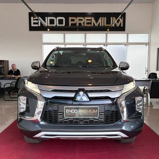 Mitsubishi .PAJERO SPORT HPE-S 2.4 4x4 Diesel Aut Pajero Sport HPE-S 2.4 4x4 Diesel Aut