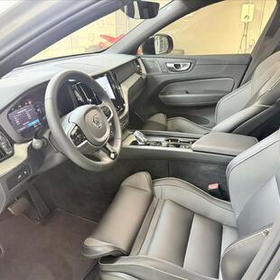 Volvo XC60 2.0 T8 RECHARGE ULTIMATE DARK AWD GEARTRONIC