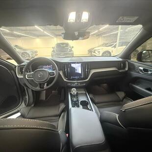 Volvo XC60 2.0 T8 RECHARGE ULTIMATE DARK AWD GEARTRONIC