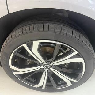 Volvo XC60 2.0 T8 RECHARGE ULTIMATE DARK AWD GEARTRONIC