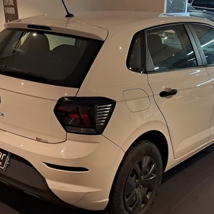 Volkswagen Polo Track 1.0 Flex 12V 5p