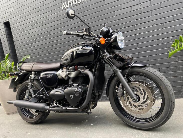 galeria Bonneville T120