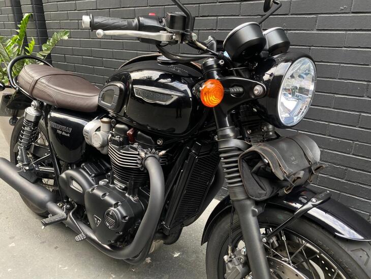 galeria Bonneville T120