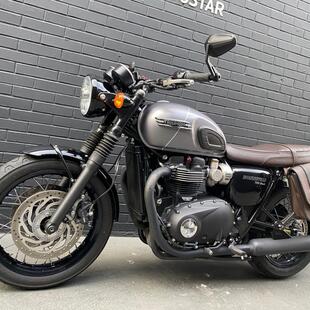 Triumph Bonneville T120 Black