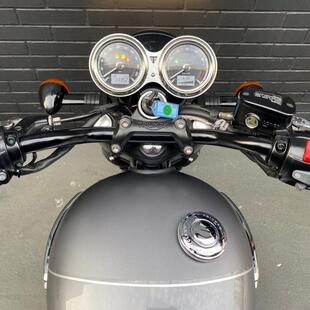 Triumph Bonneville T120 Black