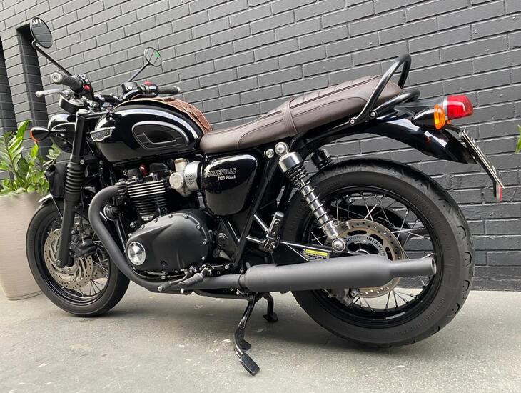 galeria Bonneville T120