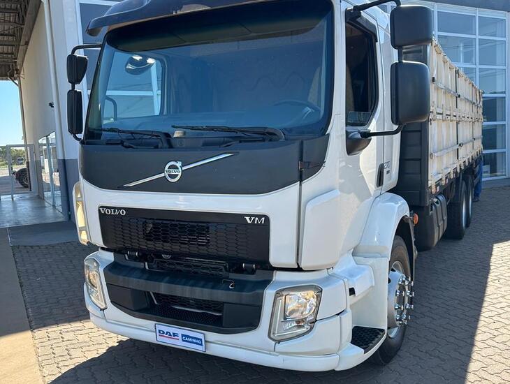 galeria VOLVO VM270 6X2R