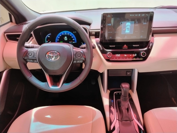 galeria COROLLA CROSS