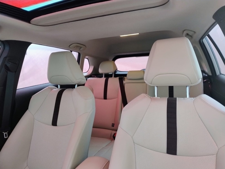 galeria COROLLA CROSS