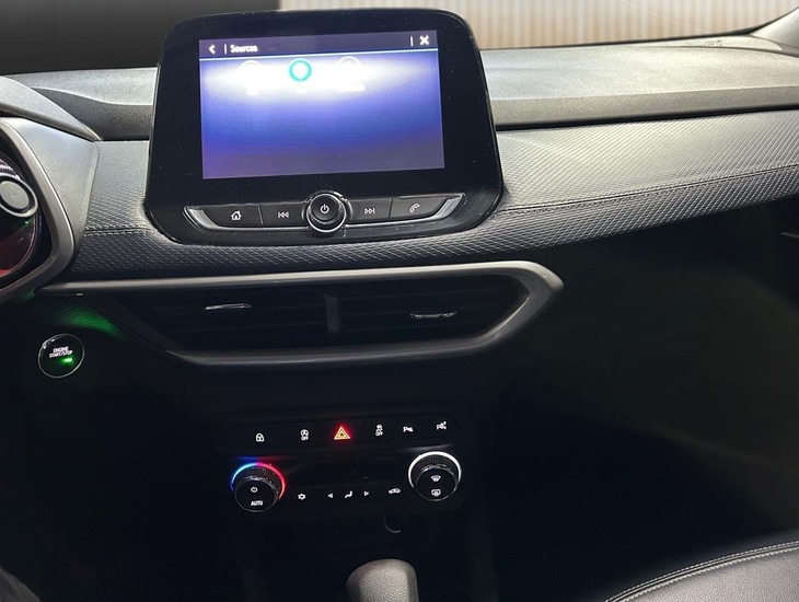 galeria TRACKER Premier 1.2 Turbo 12V Flex Aut.