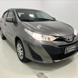 Toyota YARIS 1.5 16V Sedan XL Live