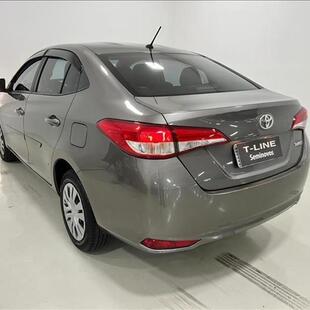 Toyota YARIS 1.5 16V Sedan XL Live