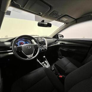 Toyota YARIS 1.5 16V Sedan XL Live
