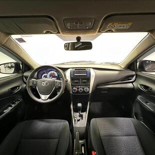Toyota YARIS 1.5 16V Sedan XL Live