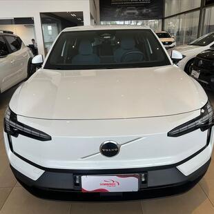 Volvo EX30 51 KW ELÉTRICO CORE