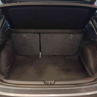 Volkswagen NIVUS 1.0 200 TSI TOTAL FLEX COMFORTLINE AUTOMÁTICO