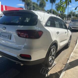 Kia SORENTO 2.4 16V GASOLINA EX 7L AUTOMÁTICO