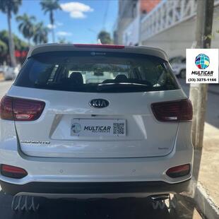 Kia SORENTO 2.4 16V GASOLINA EX 7L AUTOMÁTICO