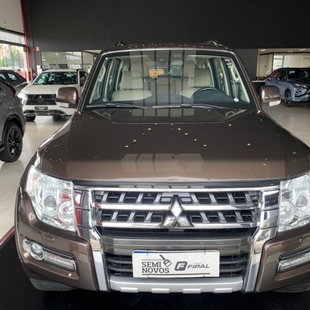 Mitsubishi PAJERO 3.2 HPE 4X4 7 LUGARES 16V TURBO INTERCOOLER DIESEL 4P AUTOMÁTICO