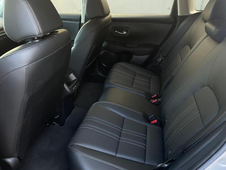 galeria ZR-V TOURING