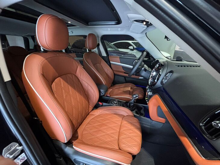 galeria Cooper Countryman