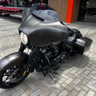 Harley Davidson Street Glide SPECIAL FLHXS