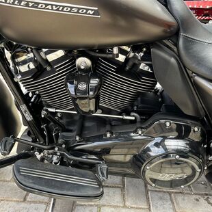 Harley Davidson Street Glide SPECIAL FLHXS