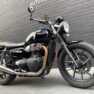 Triumph Street Twin 900cc