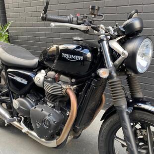 Triumph Street Twin 900cc
