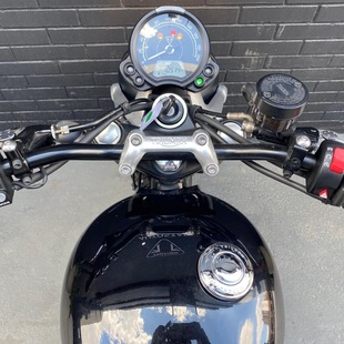 Triumph Street Twin 900cc